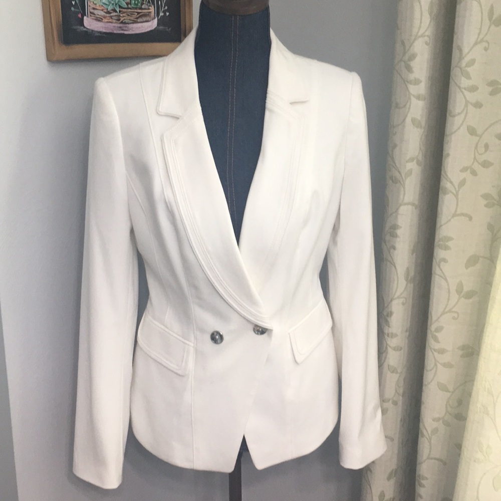 FINAL SALE WHBM Soft Sheen Blazer in Ecru BUY ME!